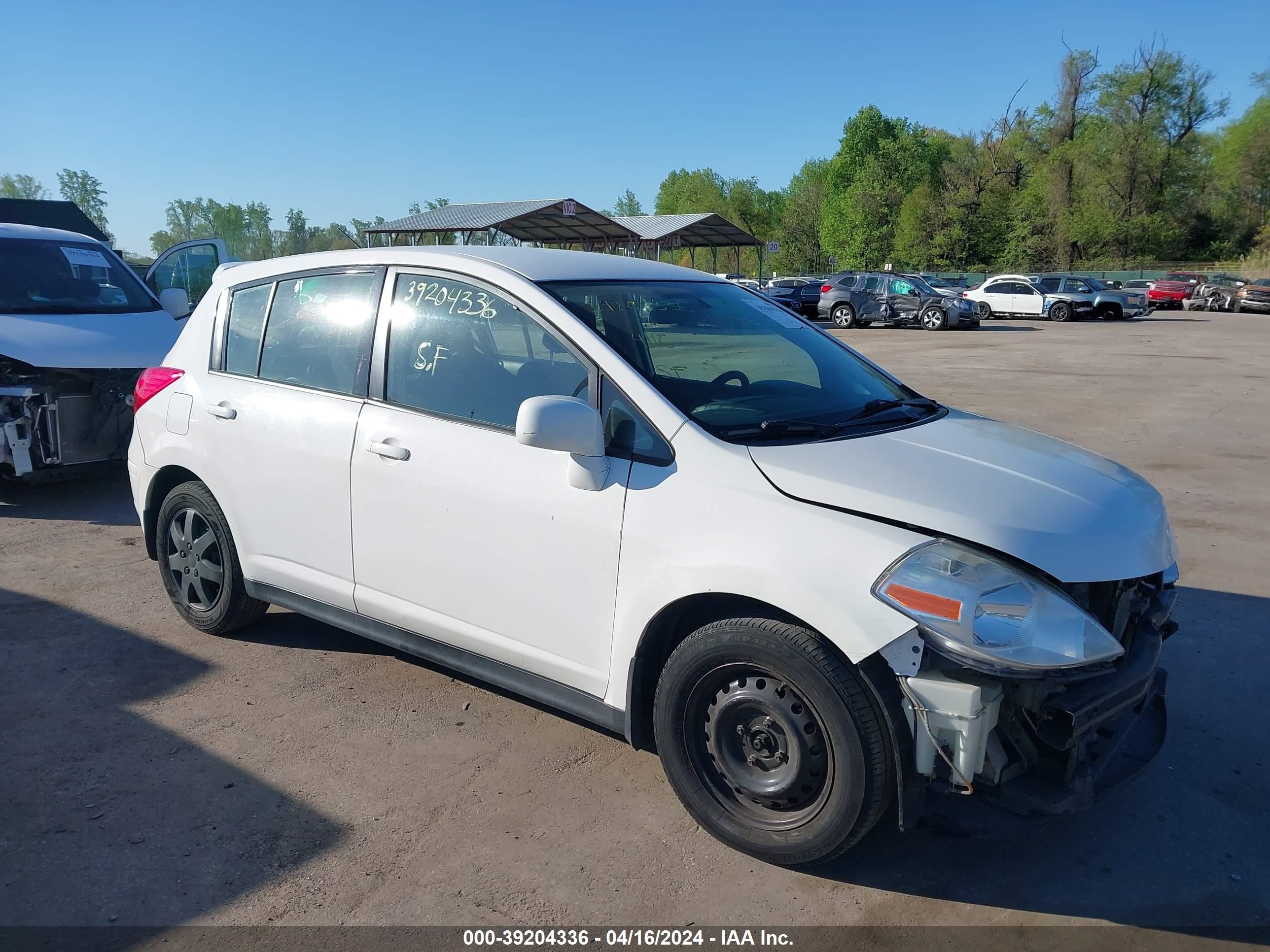 NISSAN VERSA 2011 3n1bc1cp3bl427860