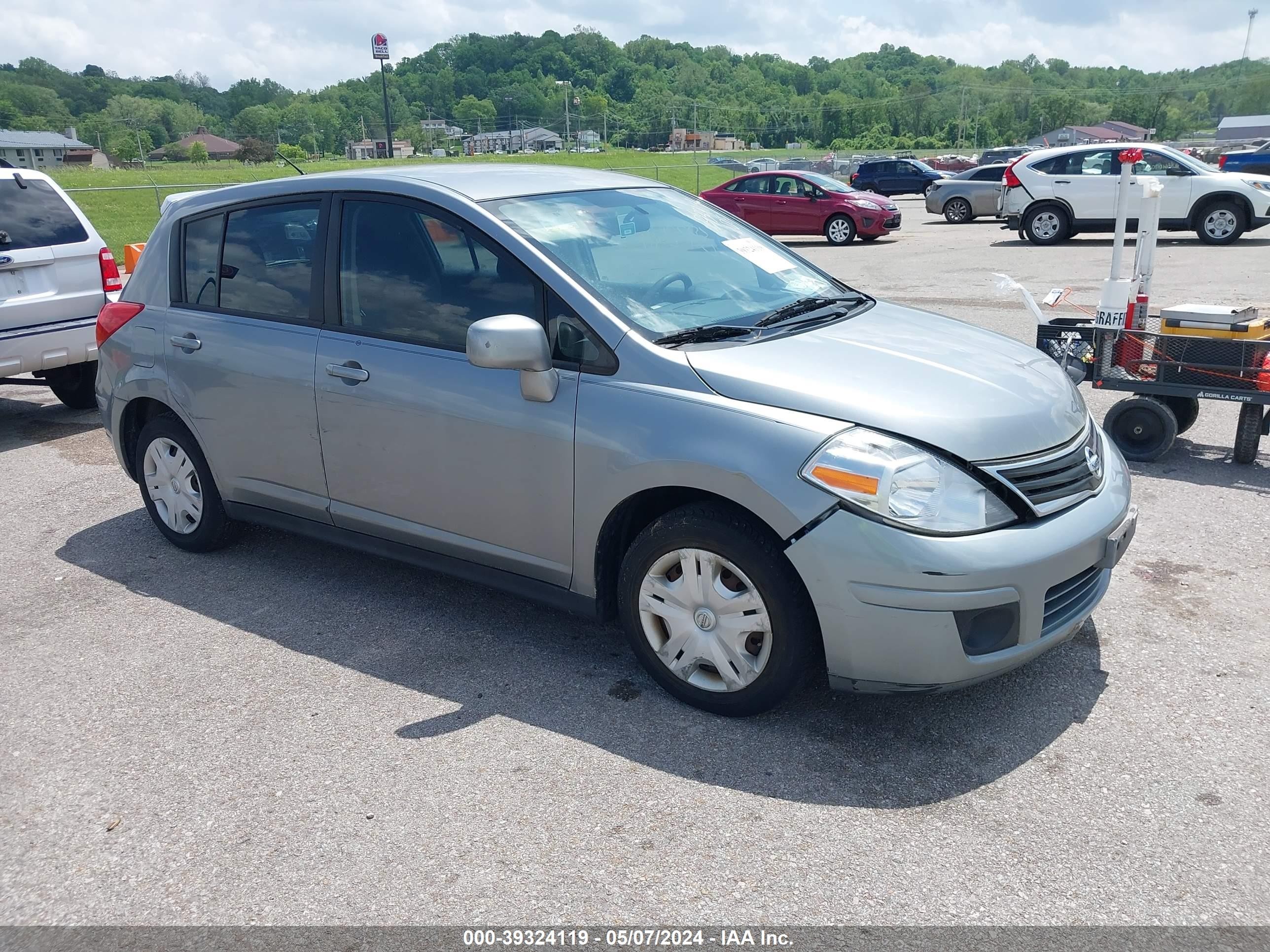 NISSAN VERSA 2011 3n1bc1cp4bl404376