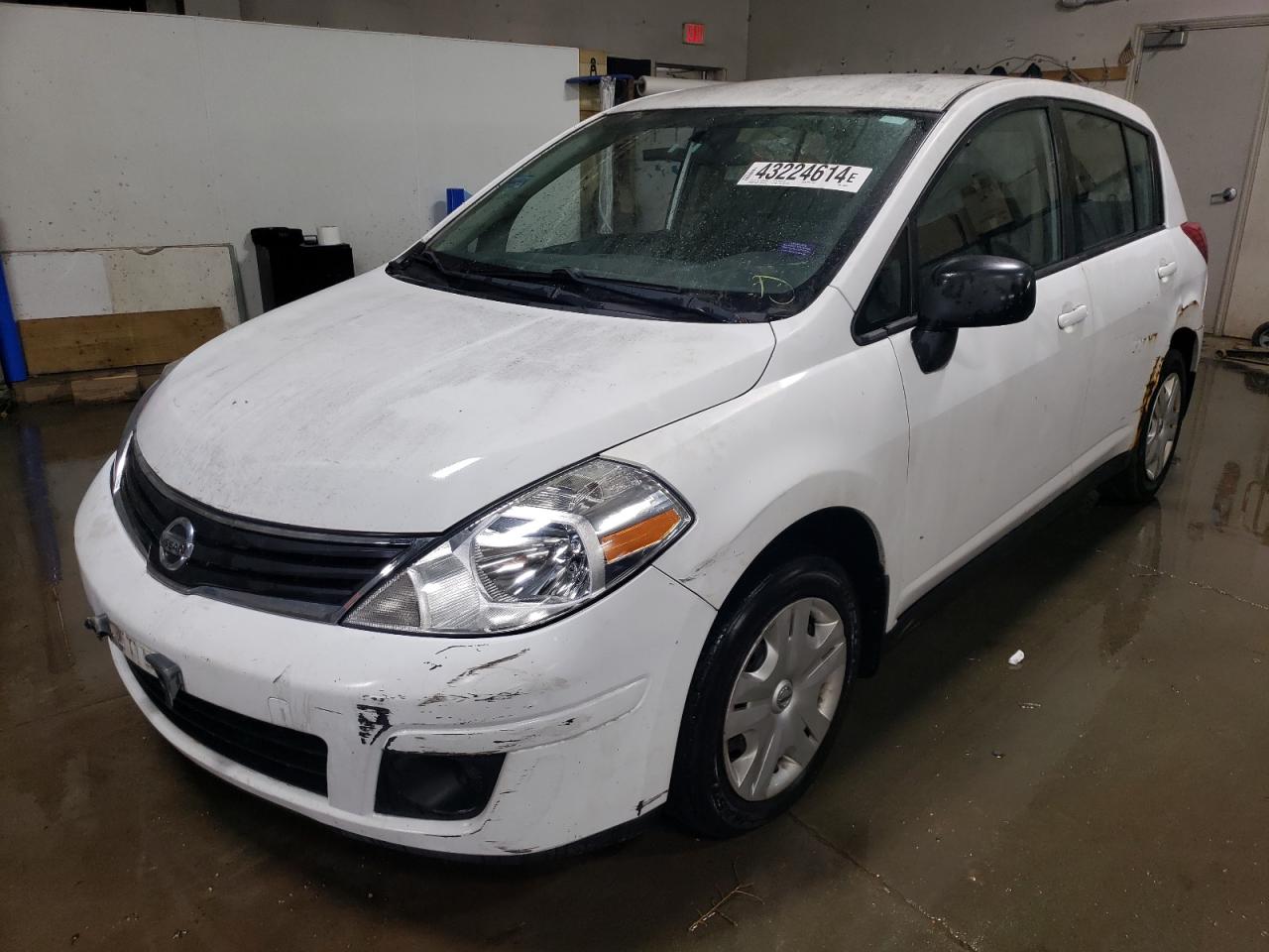 NISSAN VERSA 2011 3n1bc1cp6bl428520