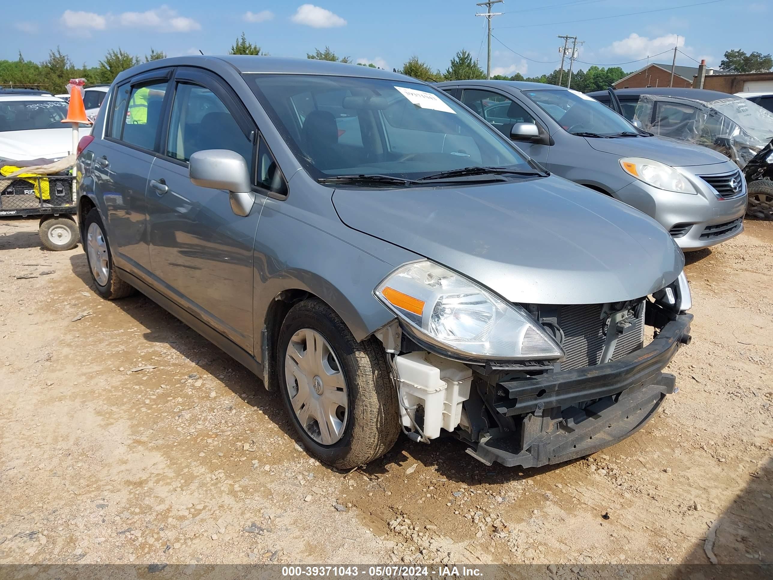 NISSAN VERSA 2011 3n1bc1cp7bl509851