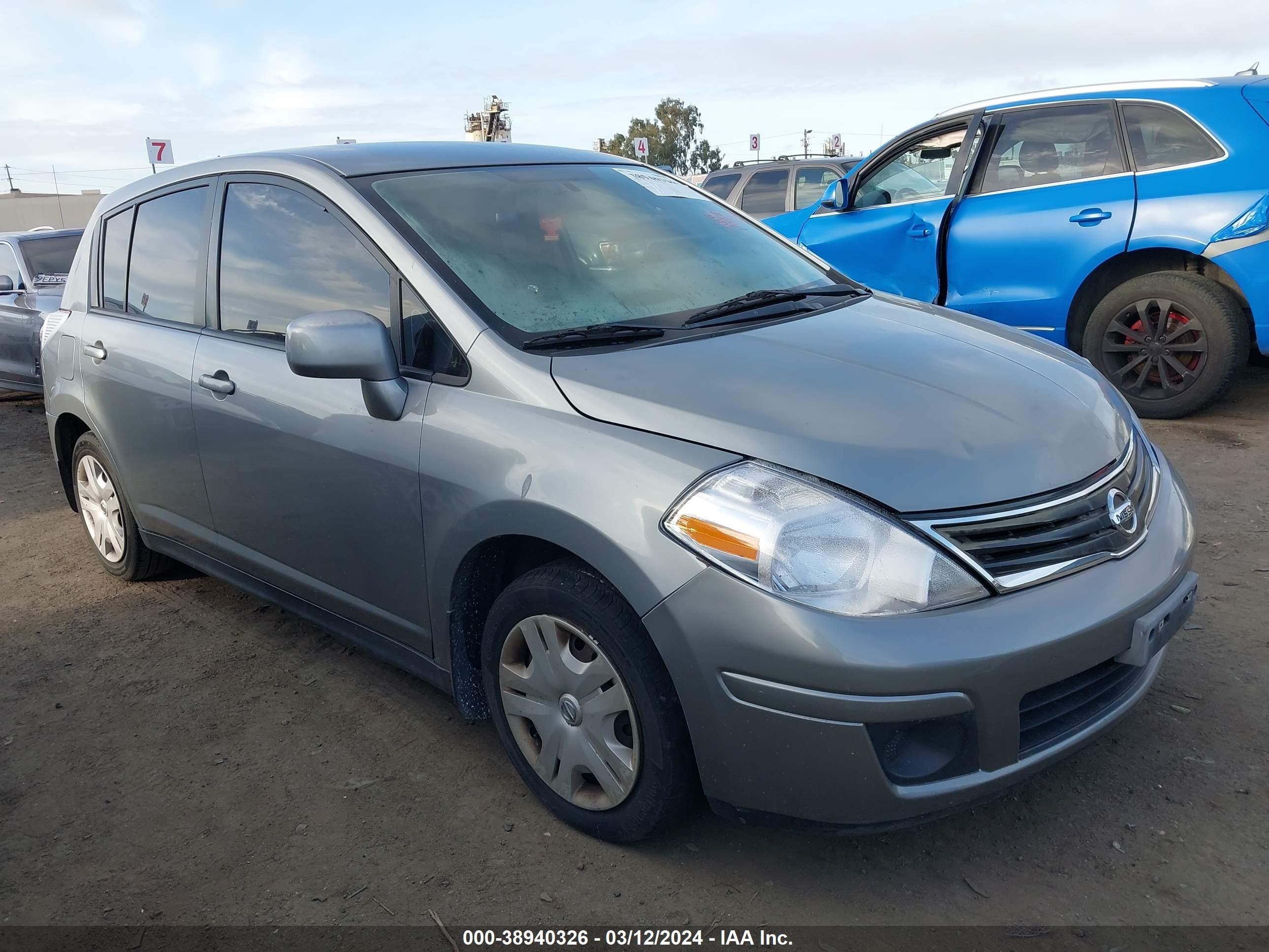 NISSAN VERSA 2011 3n1bc1cp8bl447053