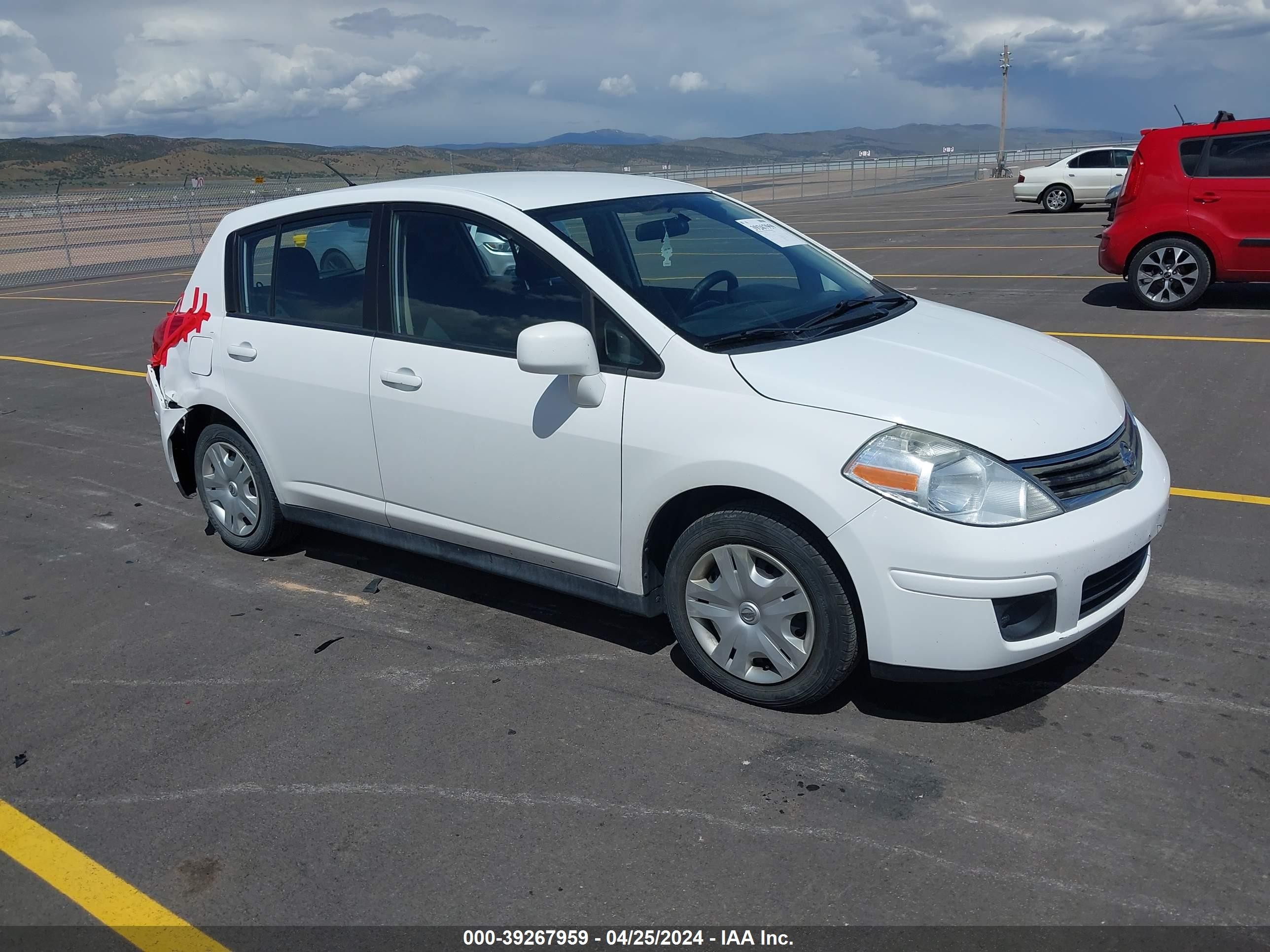 NISSAN VERSA 2011 3n1bc1cp8bl452477