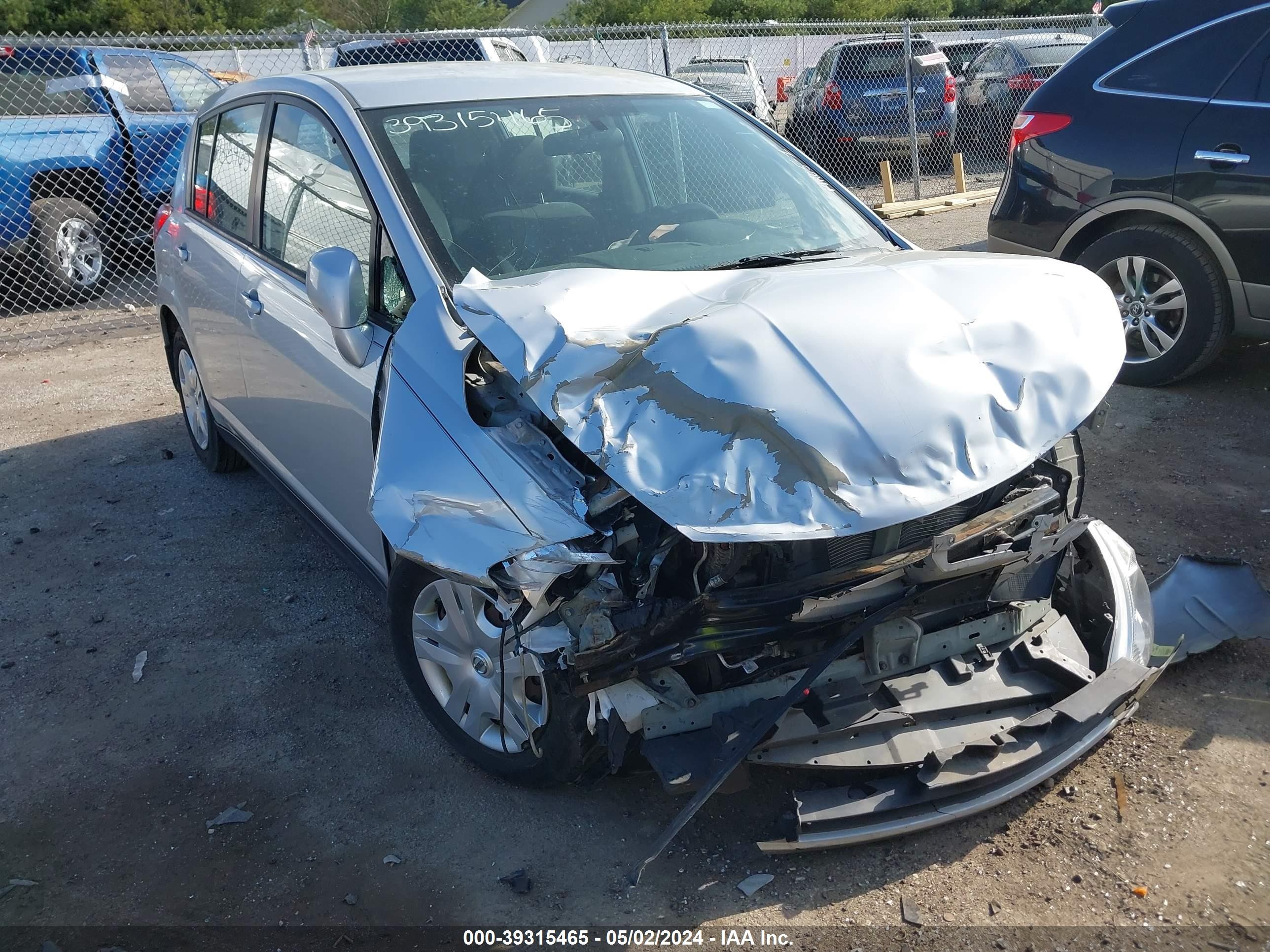 NISSAN VERSA 2011 3n1bc1cp9bl493135