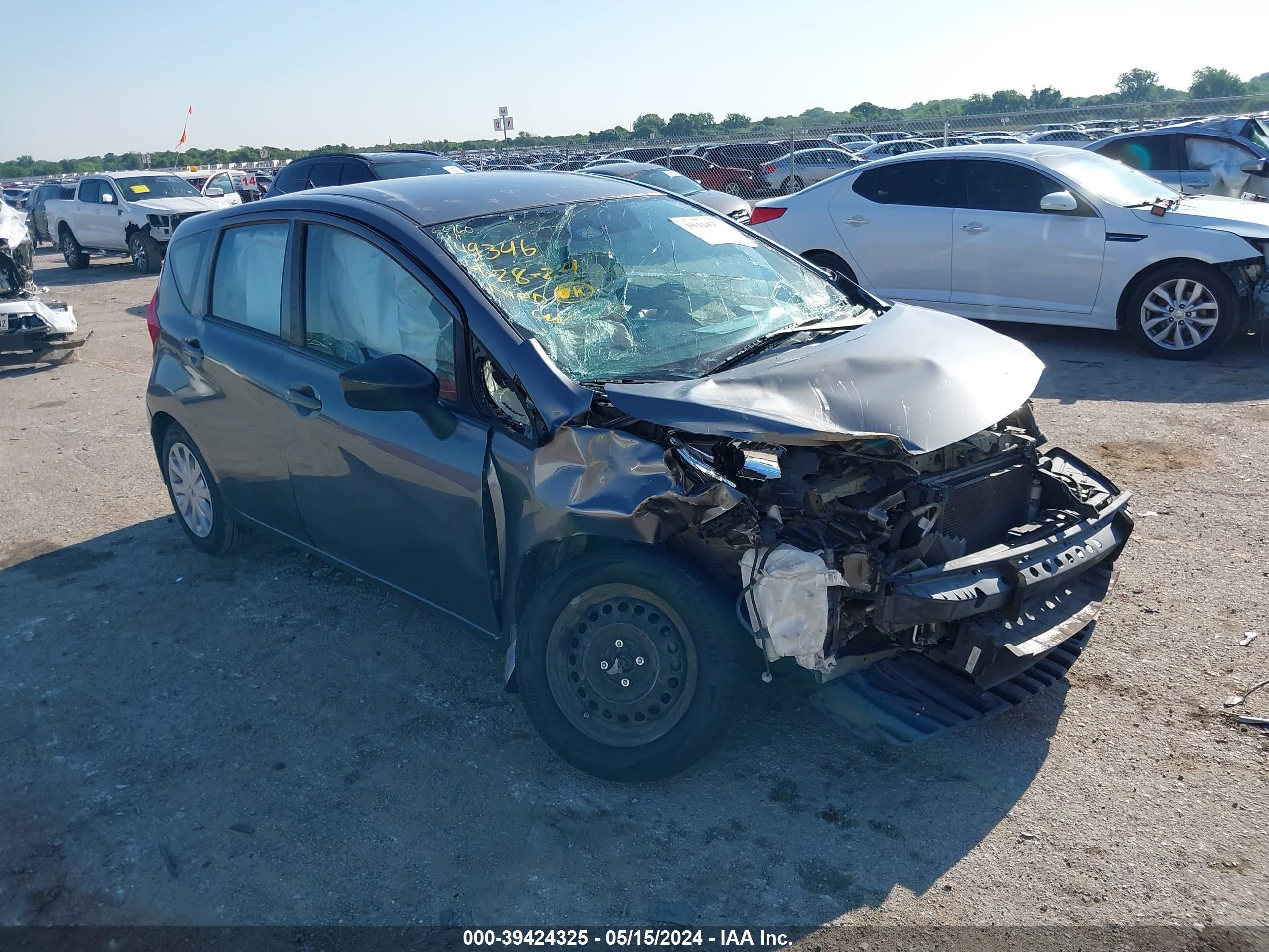 NISSAN VERSA 2016 3n1ce2cp1gl385474