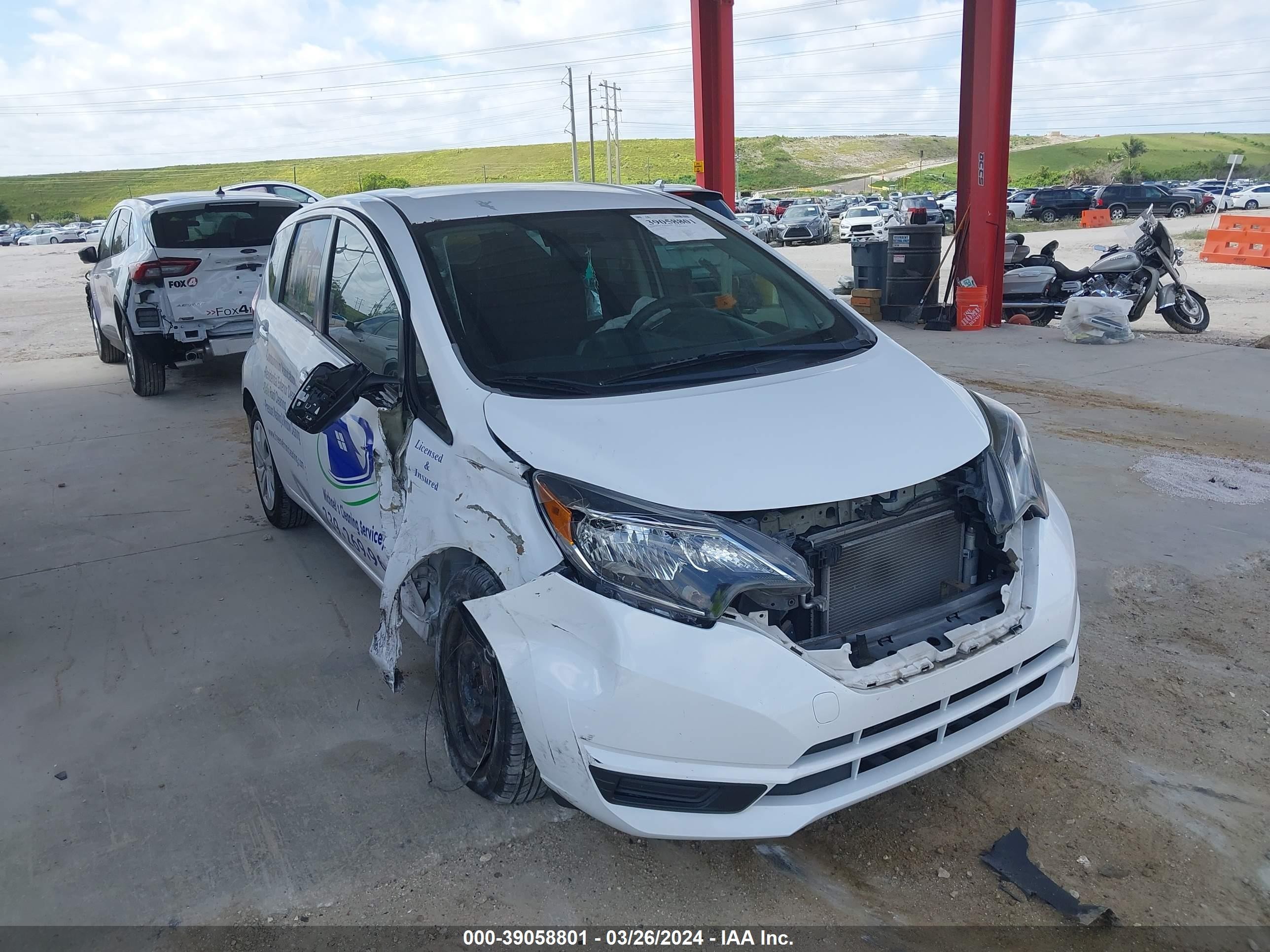 NISSAN VERSA 2017 3n1ce2cp1hl364139