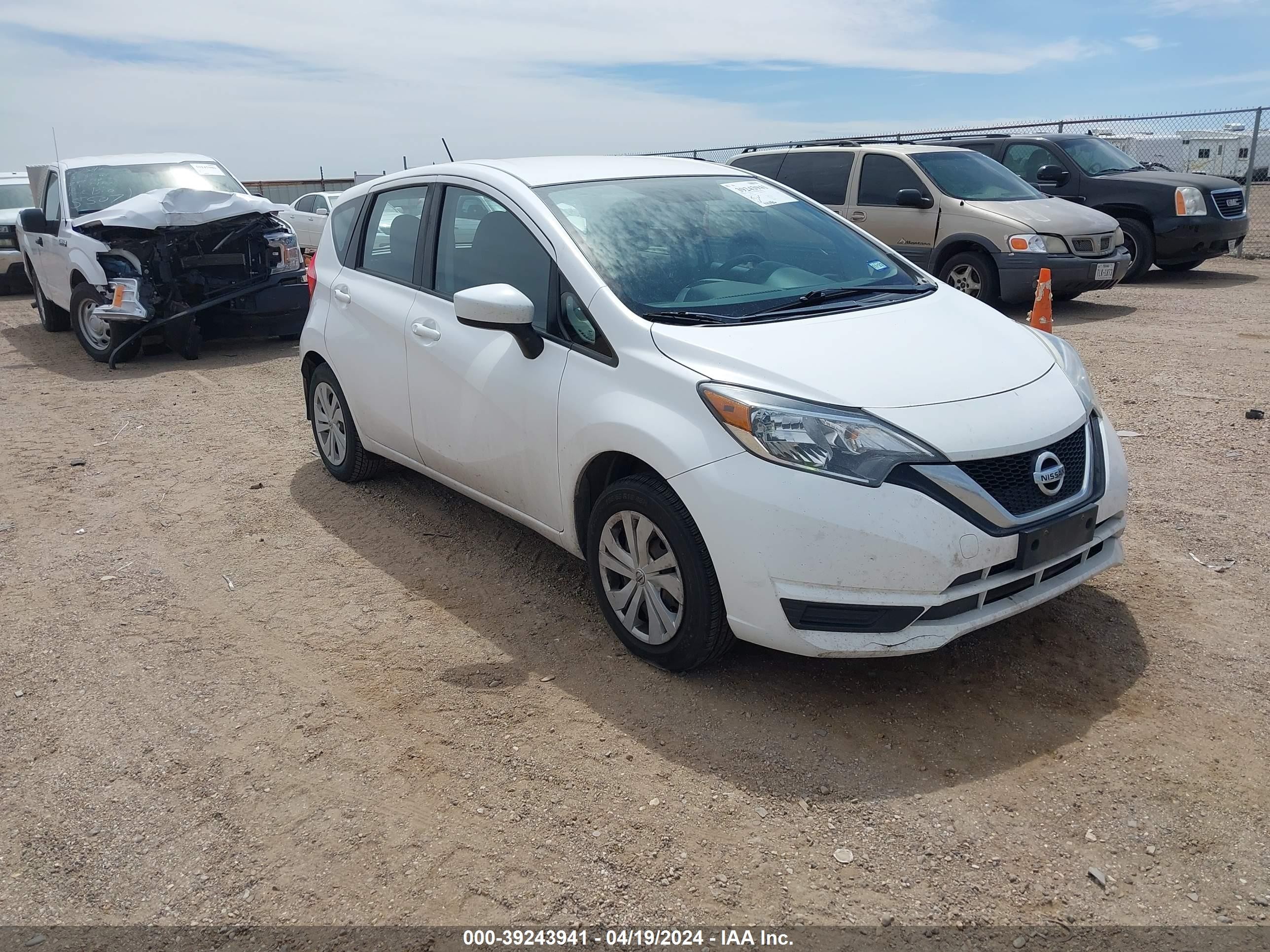 NISSAN VERSA 2017 3n1ce2cp2hl368880