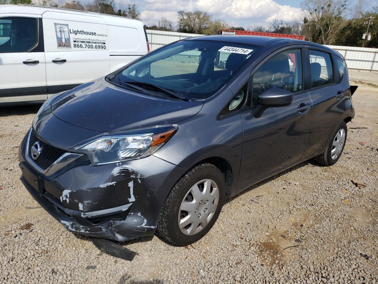 NISSAN VERSA 2018 3n1ce2cp2jl353303