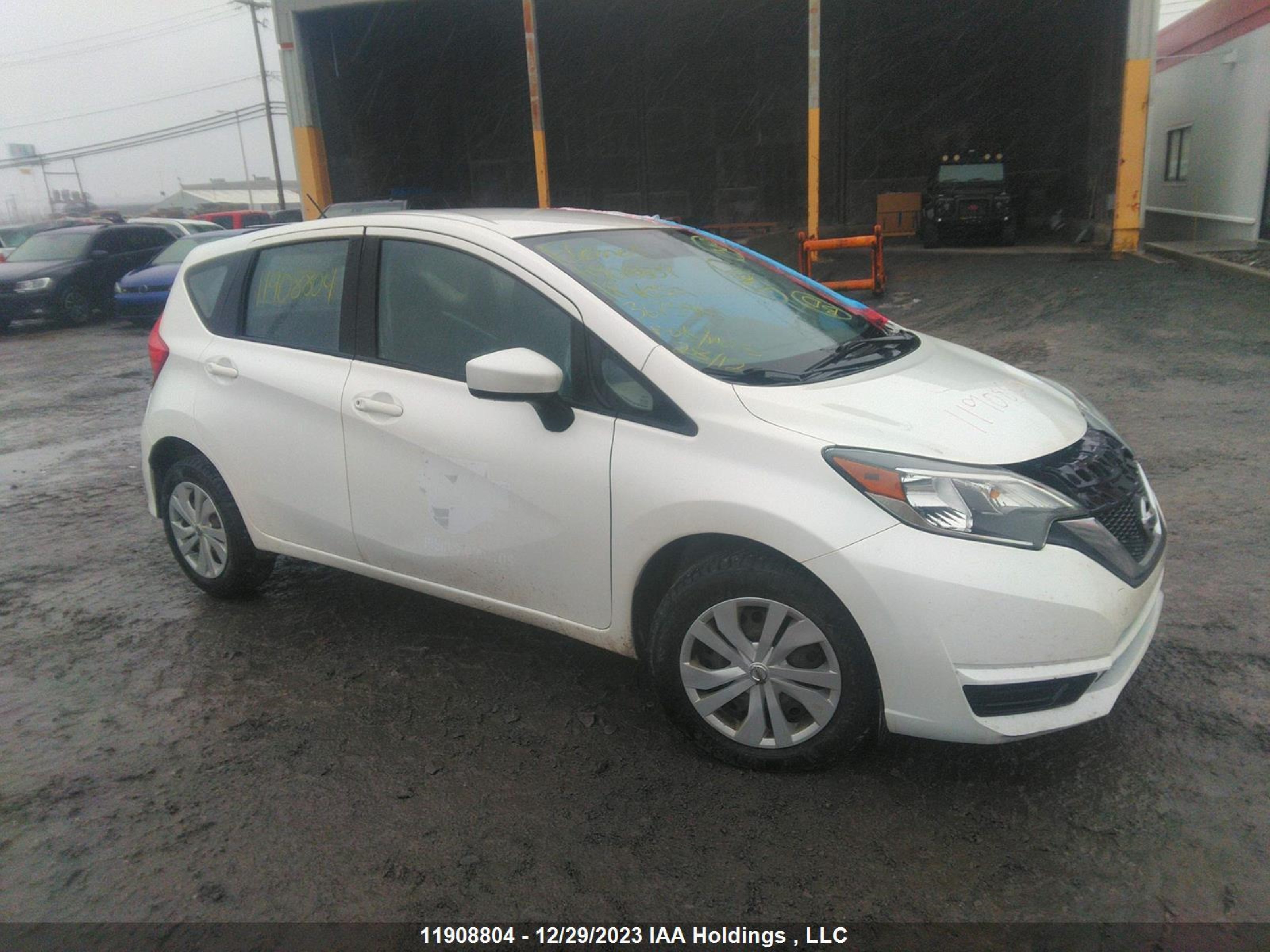 NISSAN VERSA 2018 3n1ce2cp3jl367596