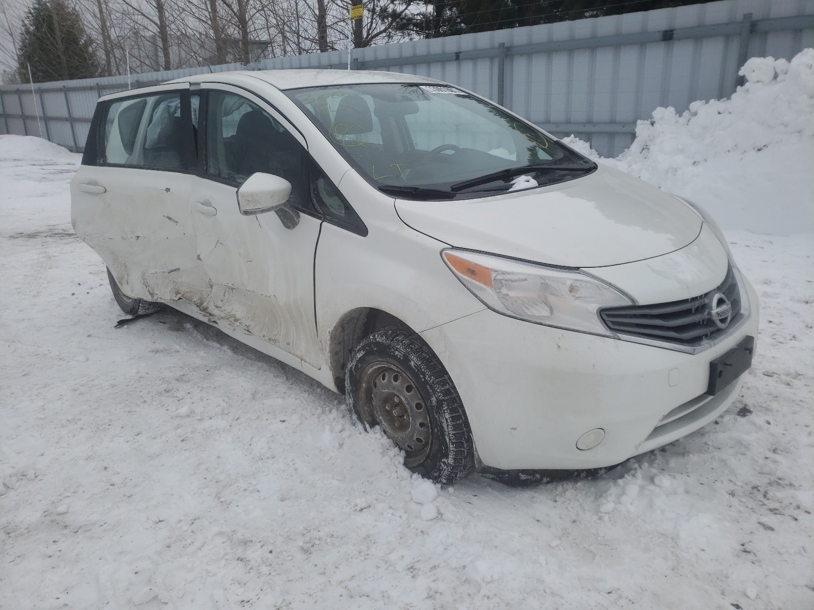 NISSAN VERSA NOTE 2015 3n1ce2cp4fl379411