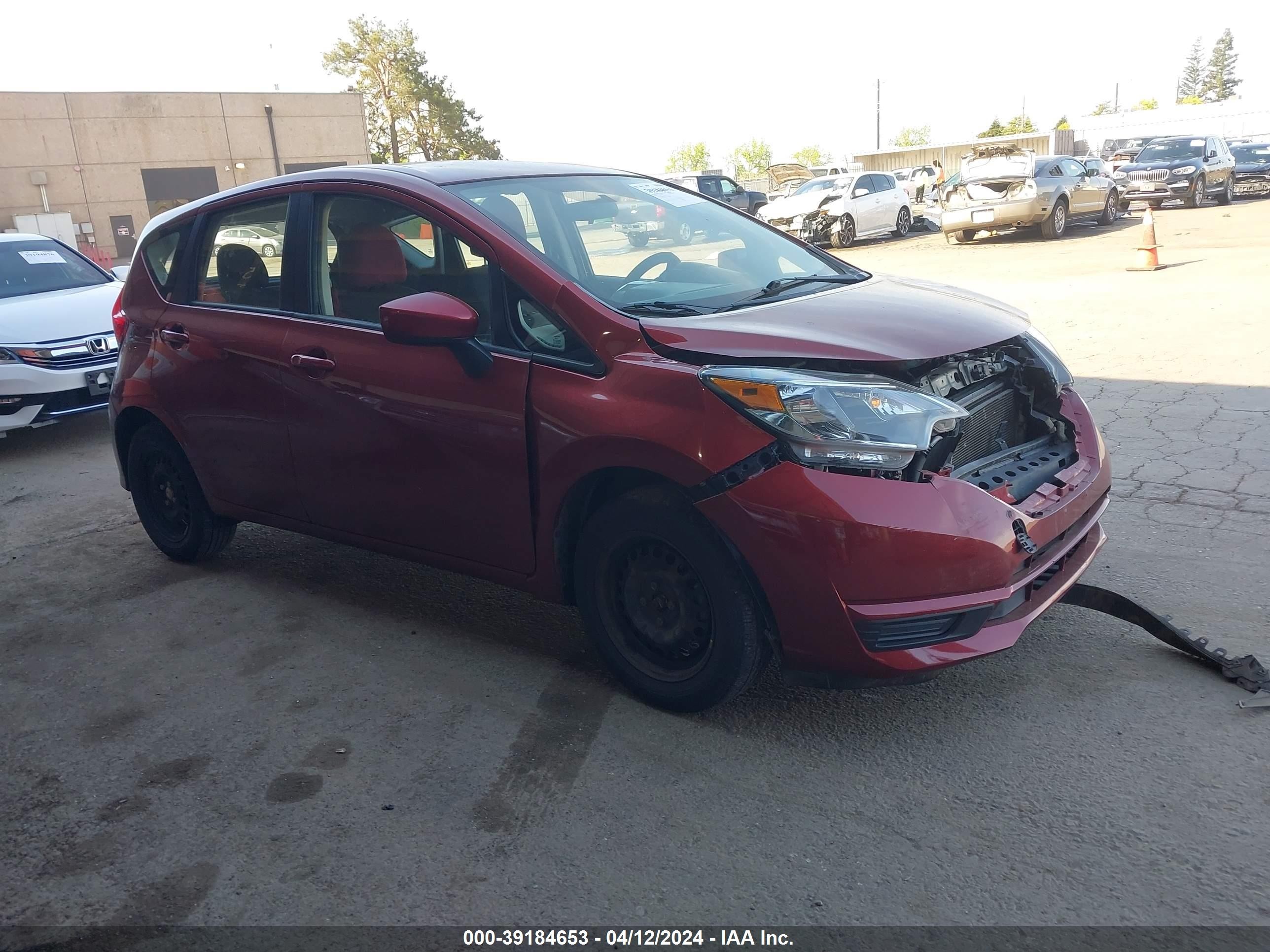 NISSAN VERSA 2018 3n1ce2cp6jl360299