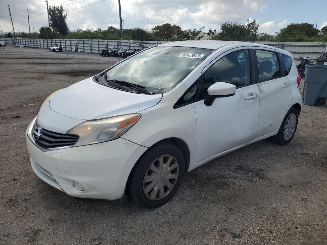 NISSAN VERSA 2016 3n1ce2cp7gl352222