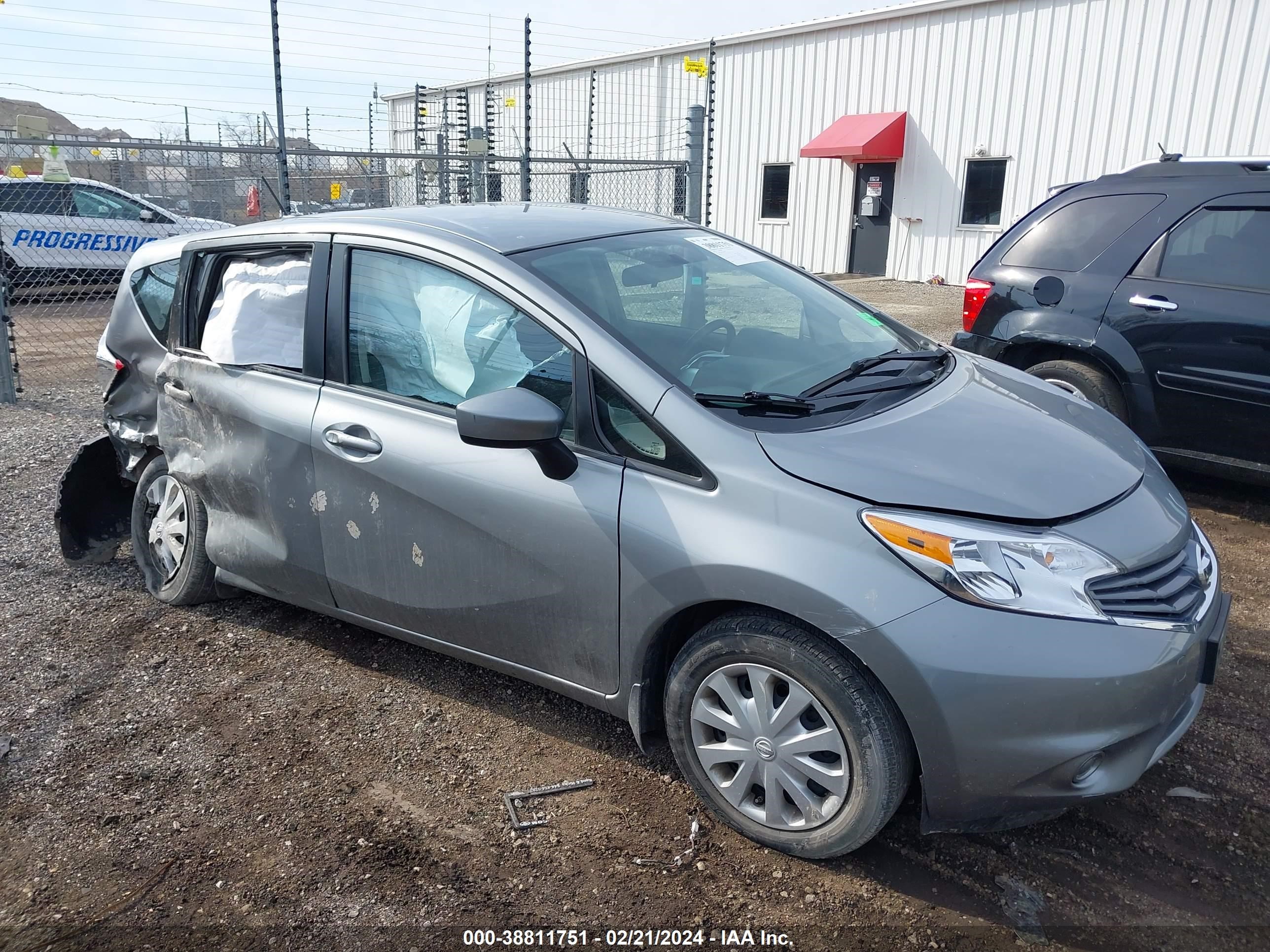 NISSAN VERSA 2015 3n1ce2cp8fl390489