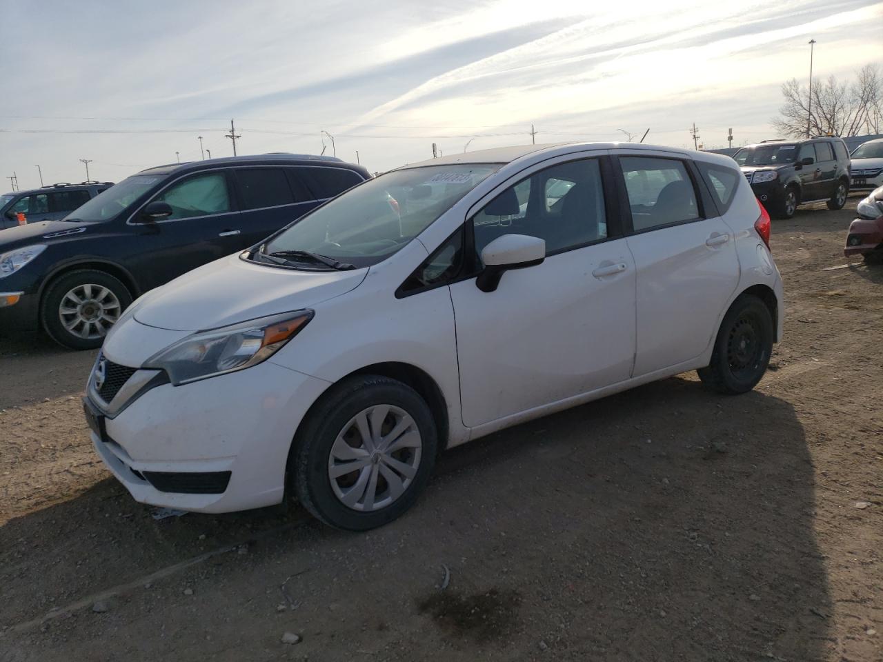 NISSAN VERSA 2018 3n1ce2cp8jl355282