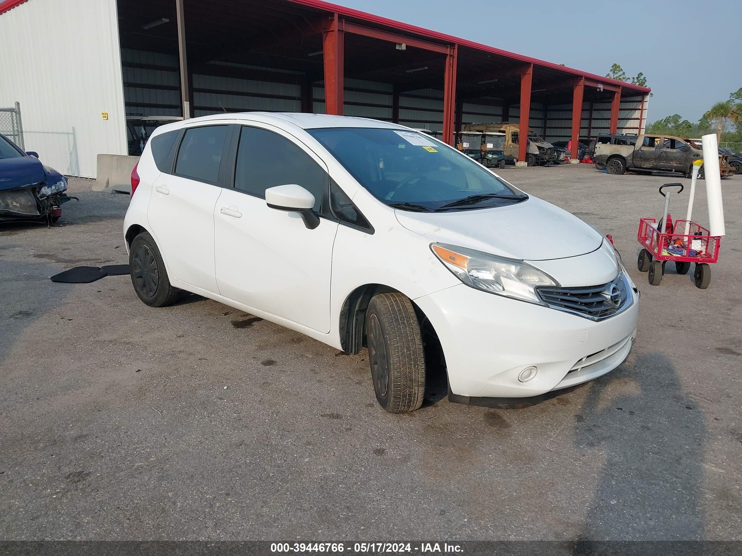 NISSAN VERSA 2016 3n1ce2cp9gl359253