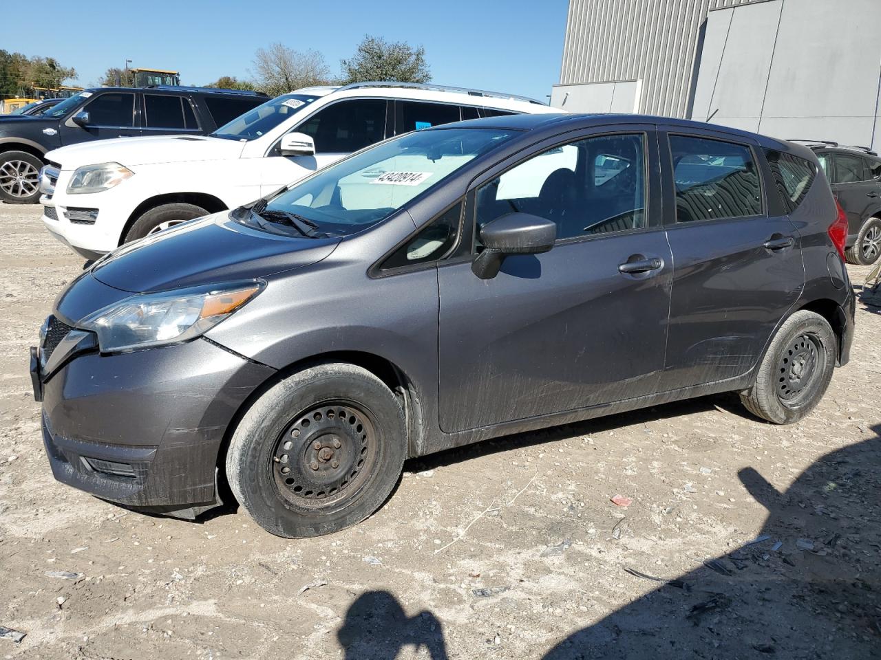 NISSAN VERSA 2018 3n1ce2cp9jl370809