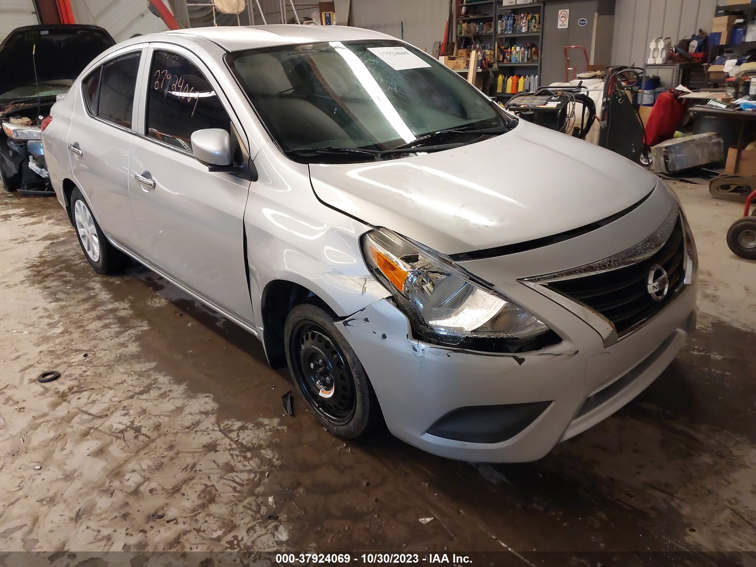 NISSAN VERSA 2016 3n1cn7ap0gl853291