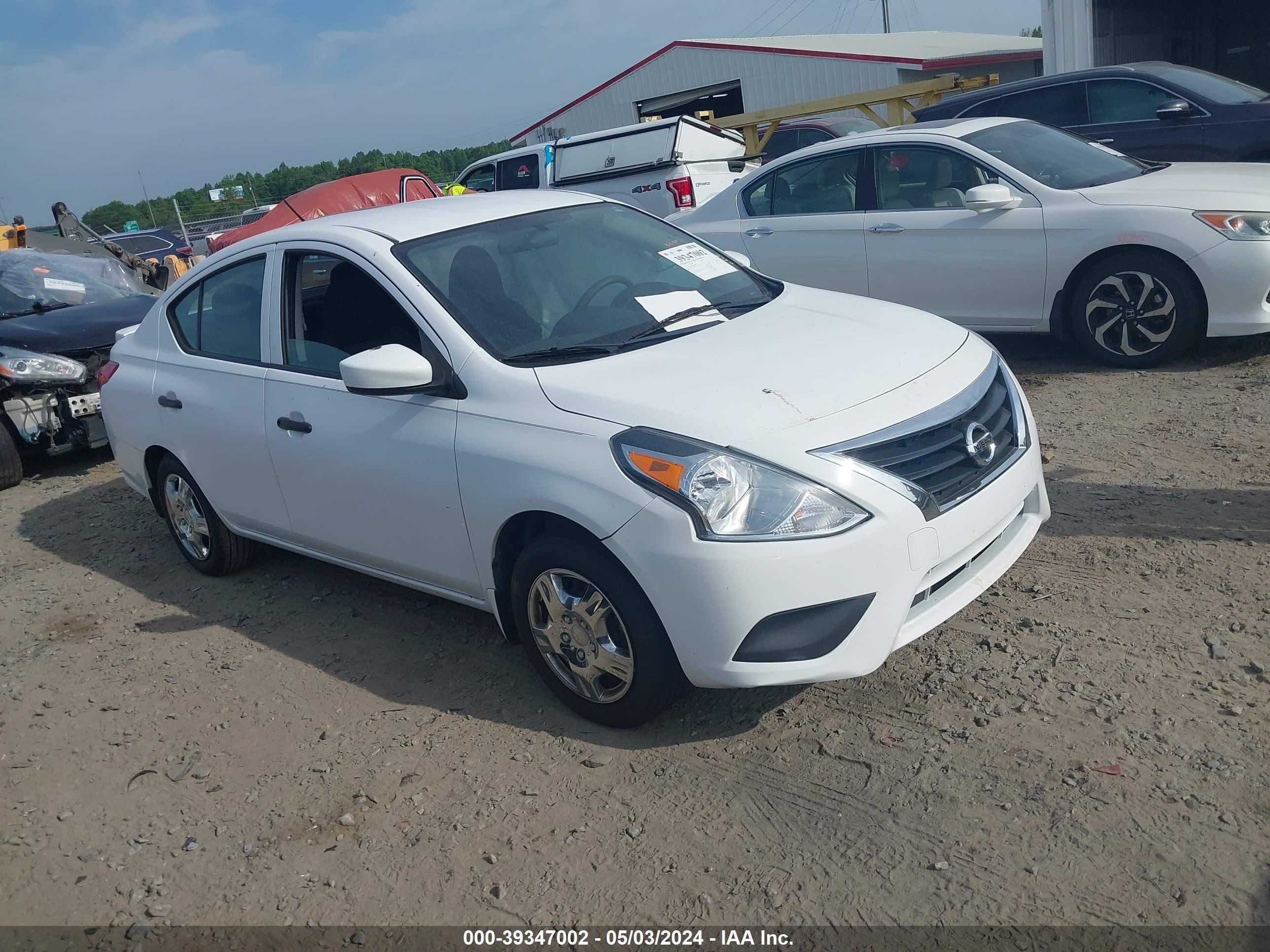 NISSAN VERSA 2017 3n1cn7ap0hl851851