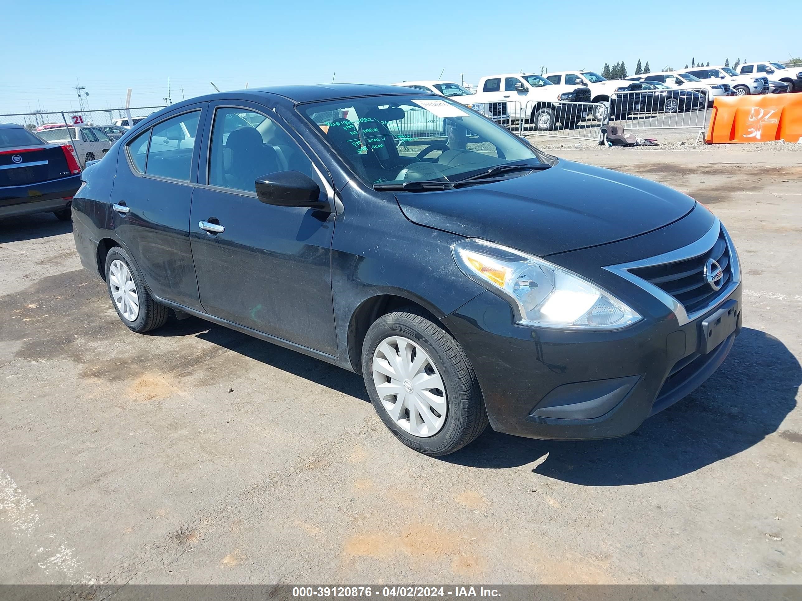 NISSAN VERSA 2018 3n1cn7ap0jl804342