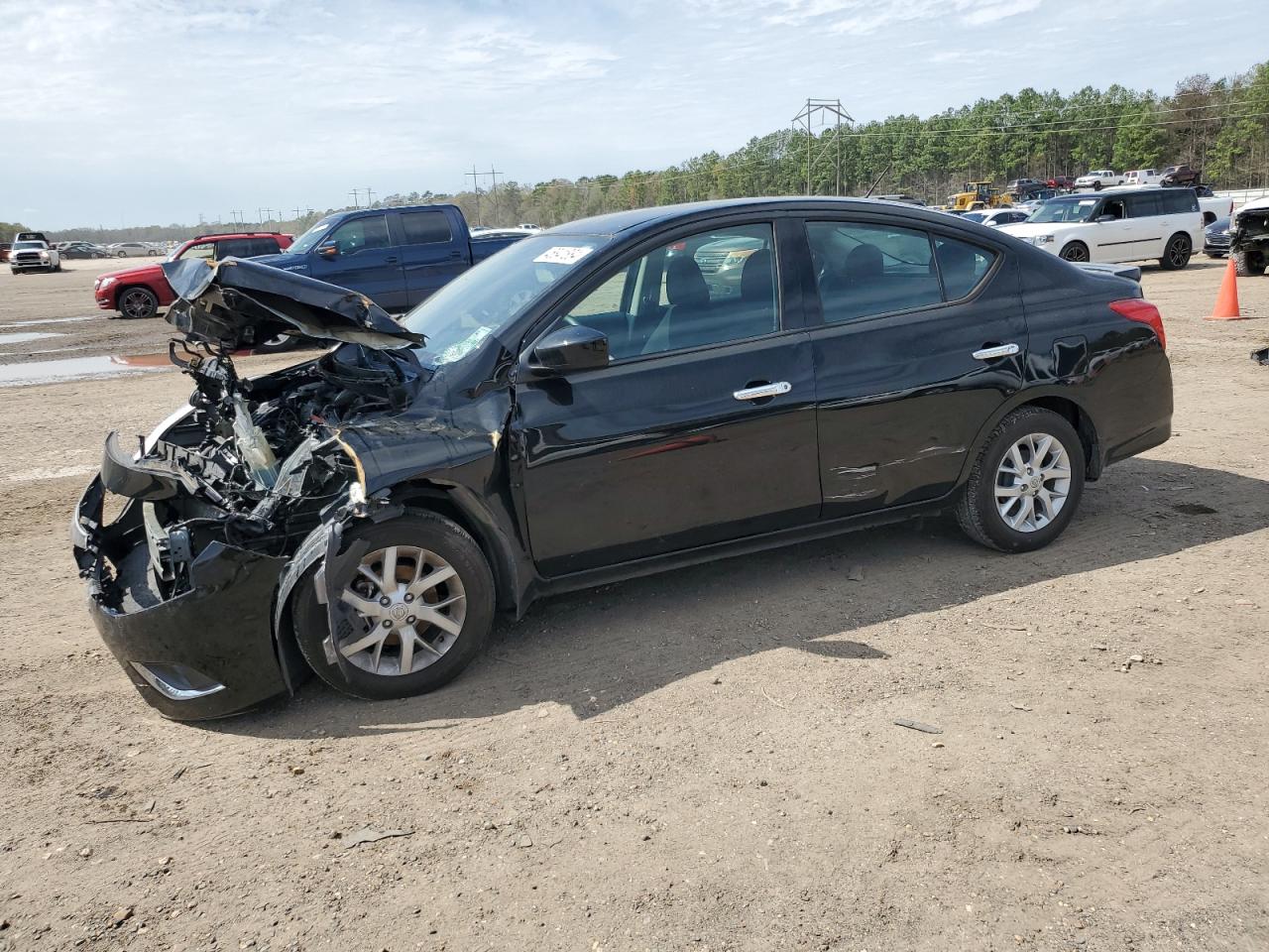 NISSAN VERSA 2018 3n1cn7ap0jl831881