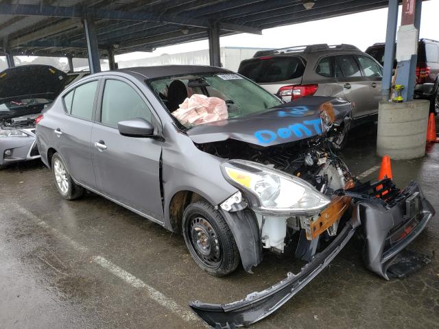 NISSAN VERSA S 2018 3n1cn7ap0jl857641