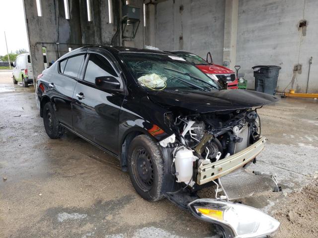 NISSAN VERSA S 2018 3n1cn7ap0jl861494