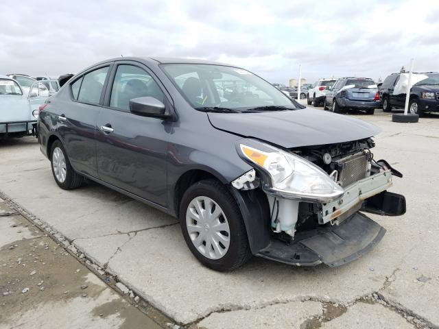 NISSAN VERSA S 2018 3n1cn7ap0jl863875