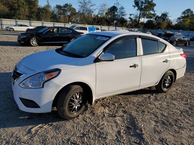 NISSAN VERSA 2018 3n1cn7ap0jl870454