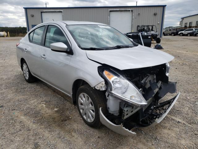 NISSAN VERSA S 2018 3n1cn7ap0jl870759