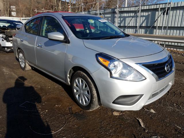 NISSAN VERSA S 2018 3n1cn7ap0jl885942