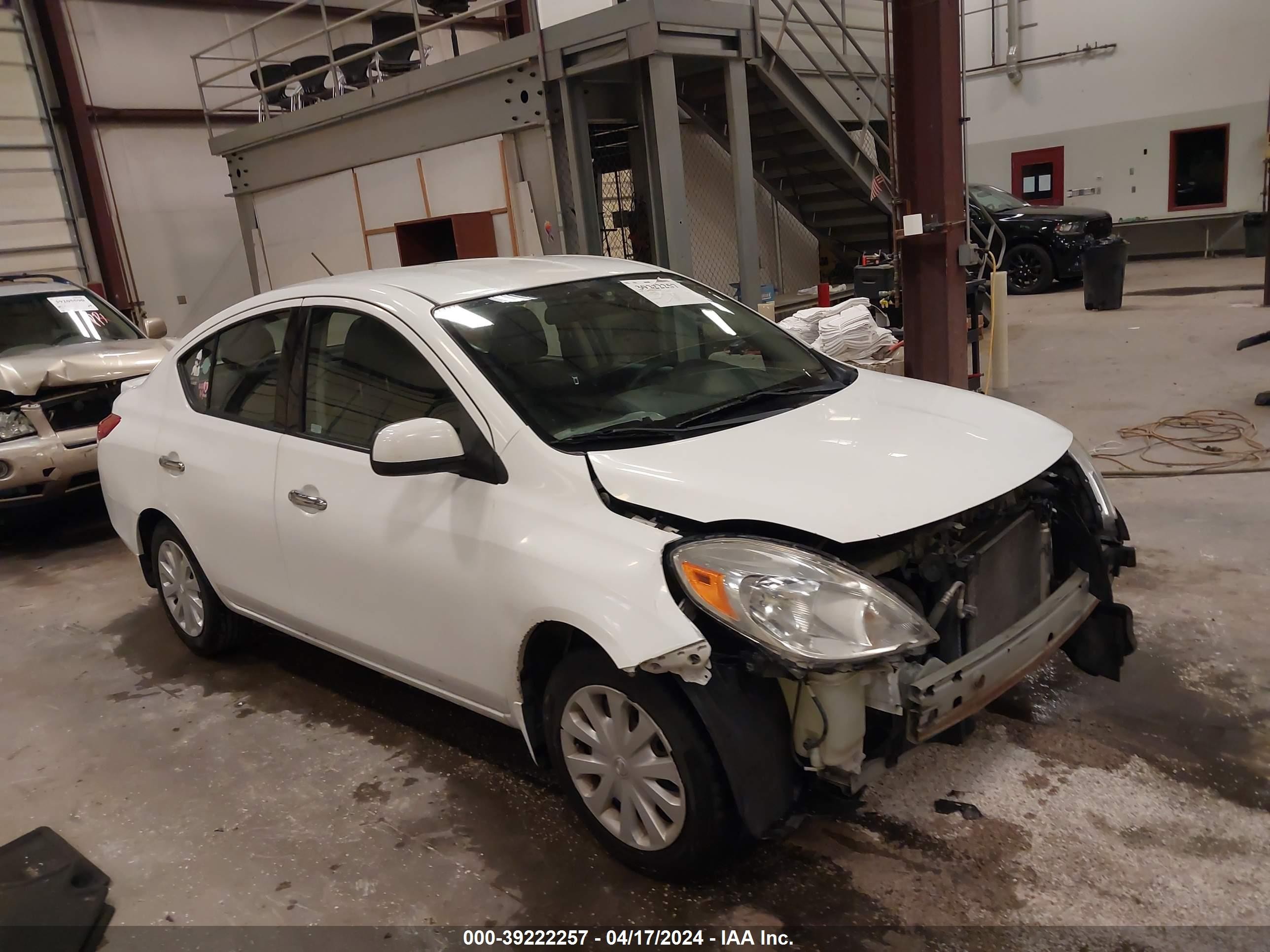 NISSAN VERSA 2014 3n1cn7ap1el819261