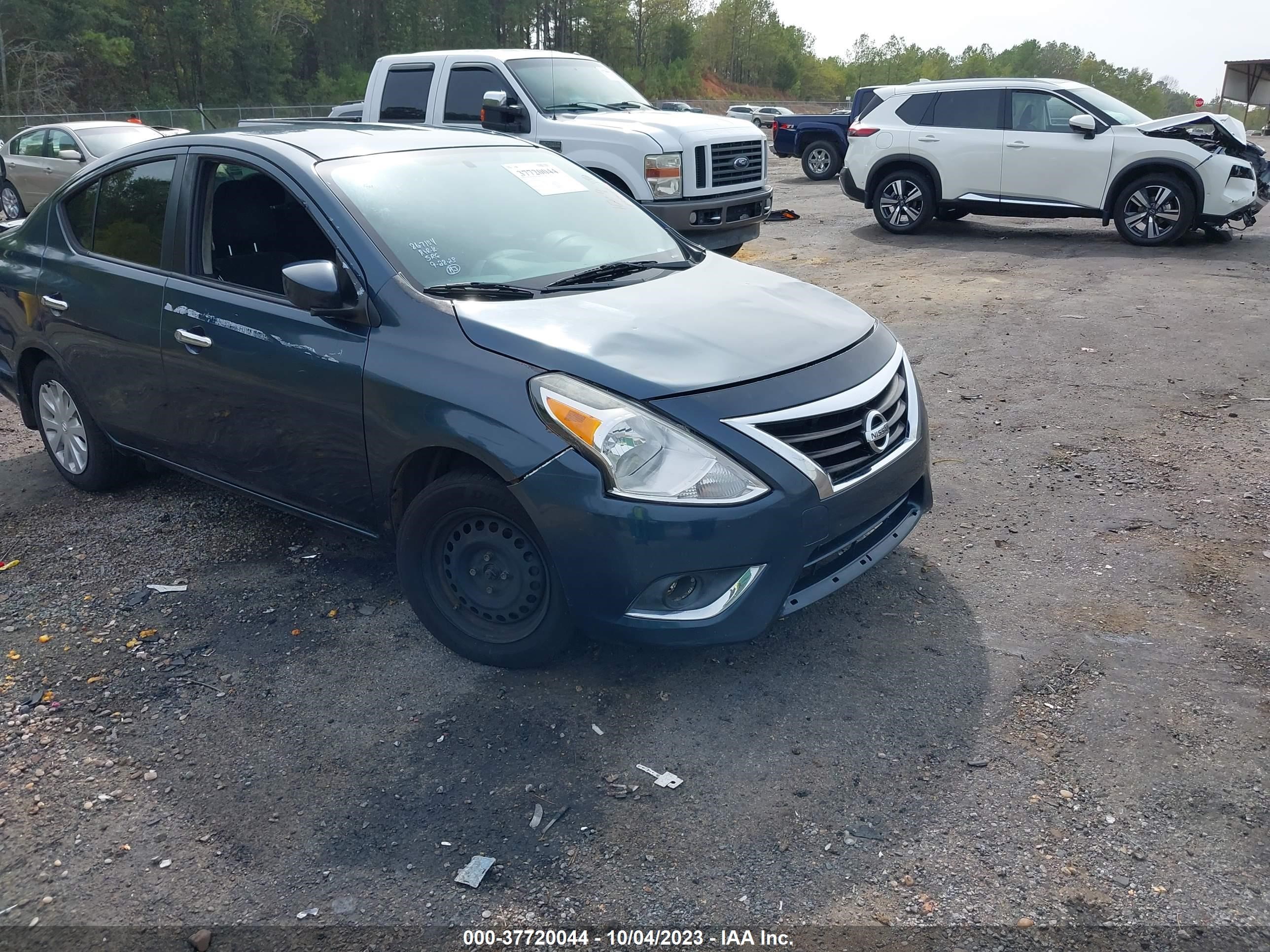 NISSAN VERSA 2016 3n1cn7ap1gl867104