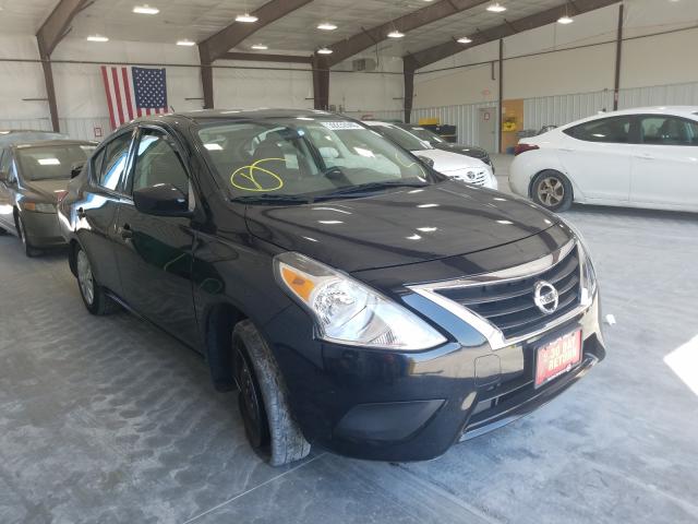 NISSAN VERSA S 2017 3n1cn7ap1hl857500