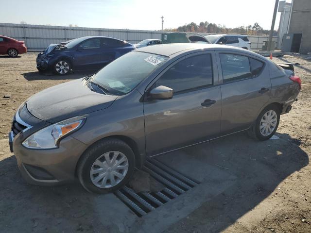 NISSAN VERSA S 2017 3n1cn7ap1hl870148