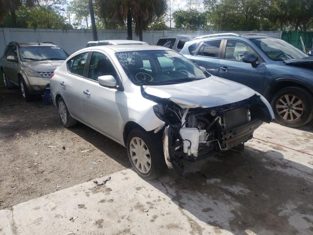 NISSAN VERSA S 2018 3n1cn7ap1jk405056