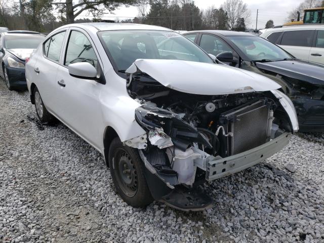 NISSAN VERSA S 2018 3n1cn7ap1jl811039