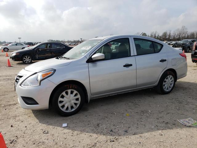 NISSAN VERSA S 2018 3n1cn7ap1jl811798