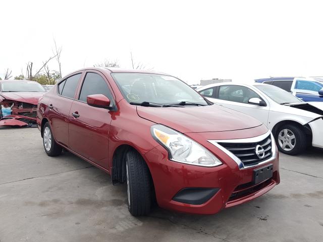 NISSAN VERSA S 2018 3n1cn7ap1jl812885