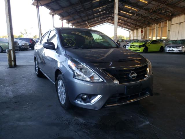 NISSAN VERSA S 2018 3n1cn7ap1jl824163