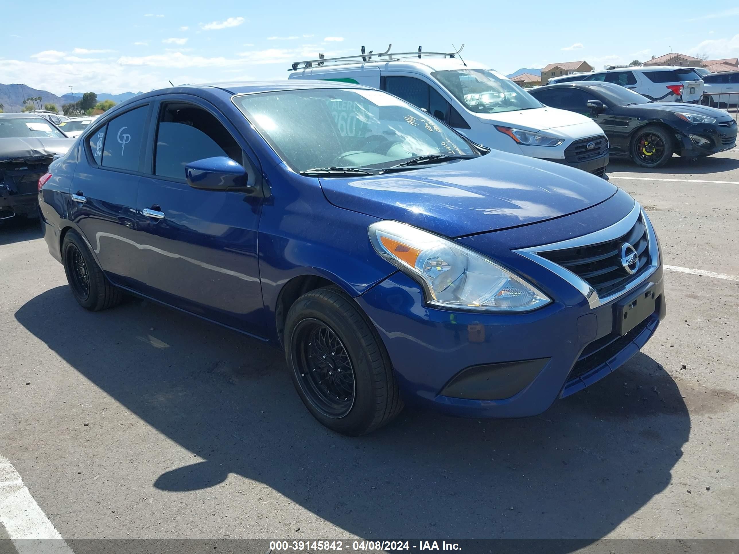 NISSAN VERSA 2018 3n1cn7ap1jl873587