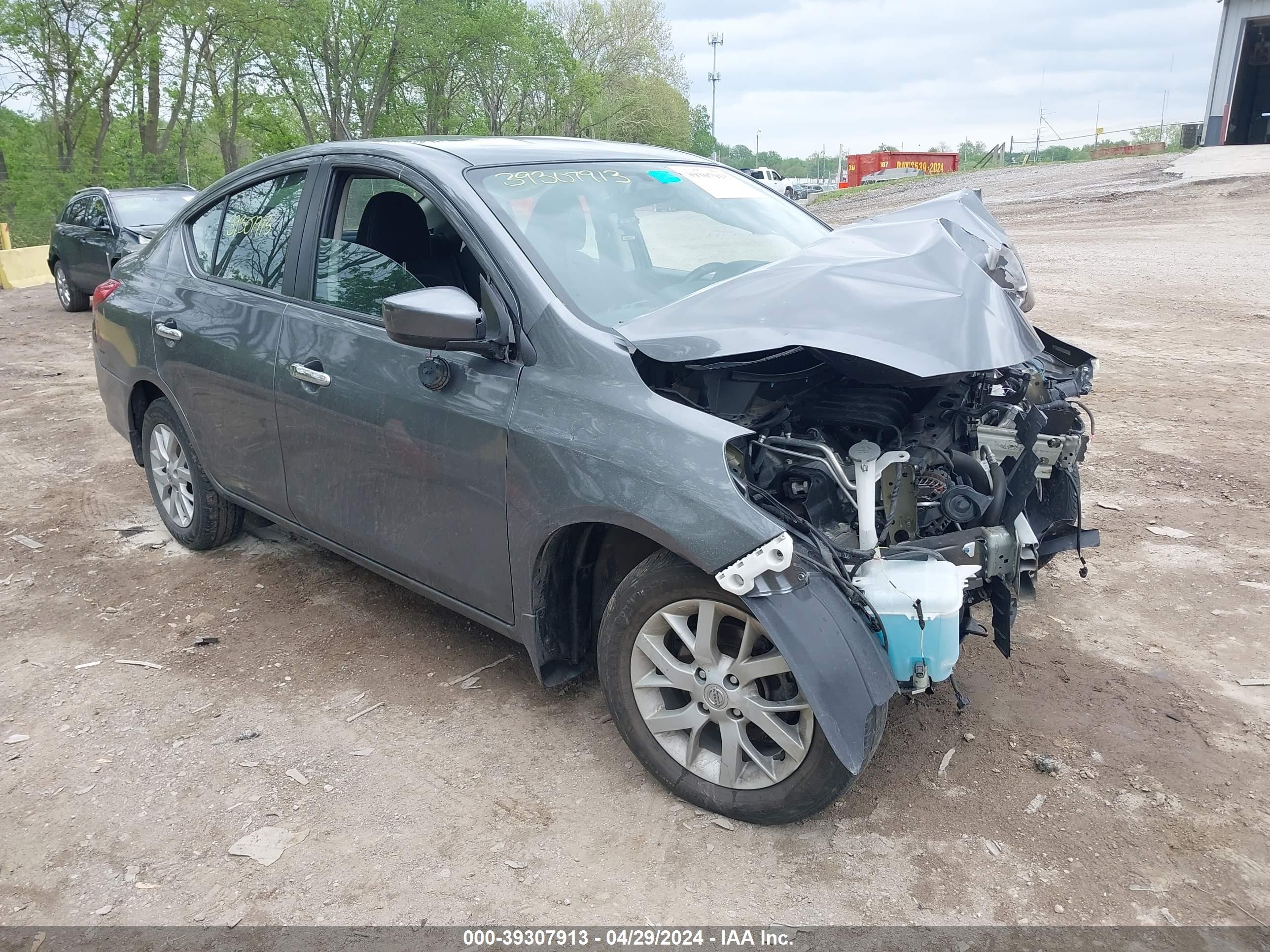 NISSAN VERSA S 2019 3n1cn7ap1kl818851