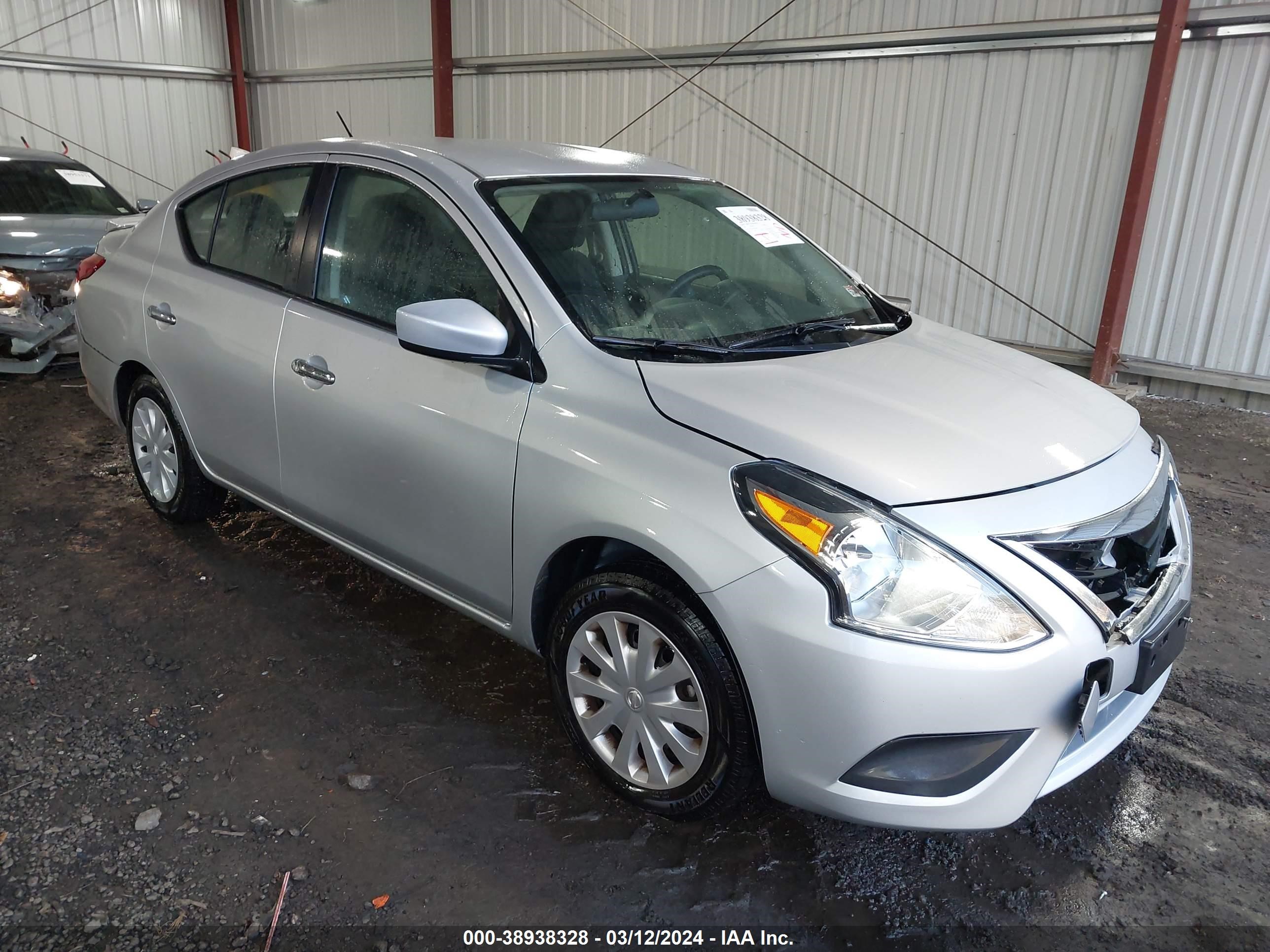 NISSAN VERSA 2019 3n1cn7ap1kl833849