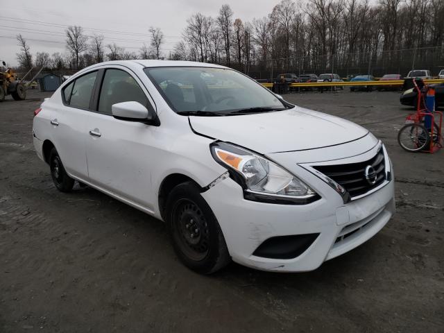 NISSAN VERSA S 2019 3n1cn7ap1kl859724