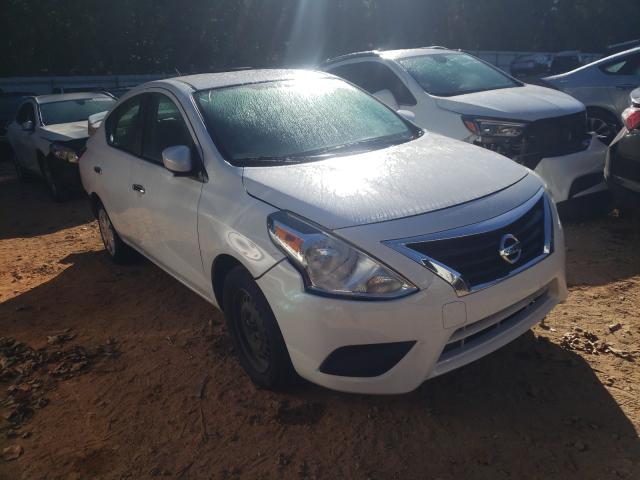 NISSAN VERSA S 2019 3n1cn7ap1kl878676