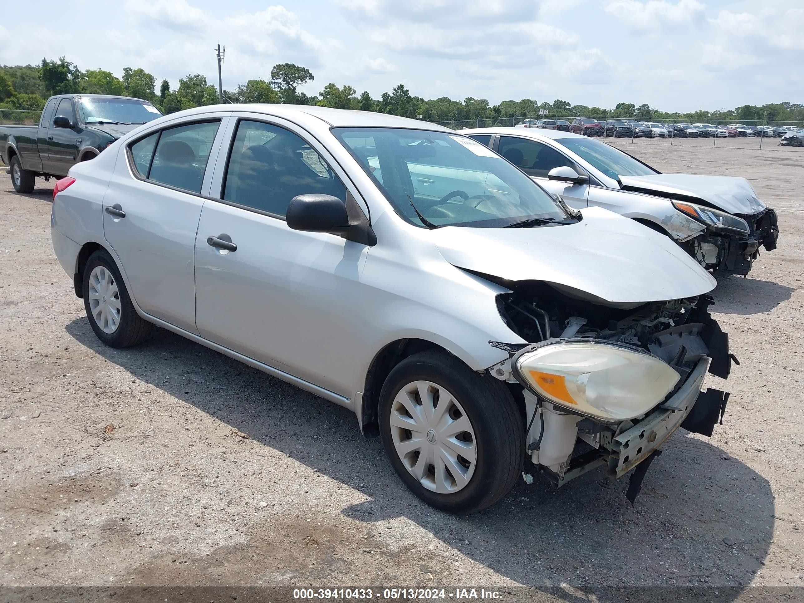 NISSAN VERSA 2014 3n1cn7ap2el845724