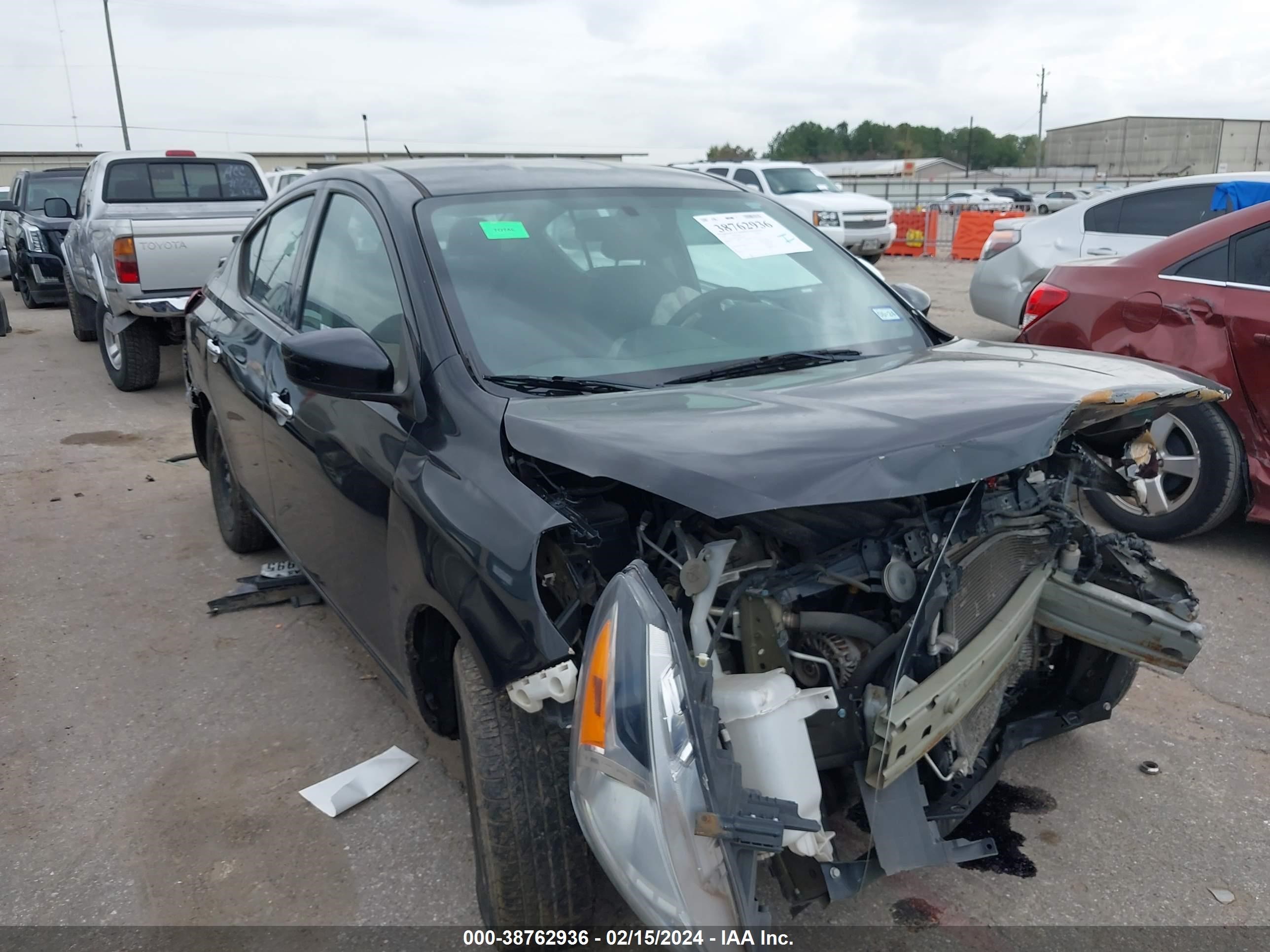 NISSAN VERSA 2018 3n1cn7ap2jl810255