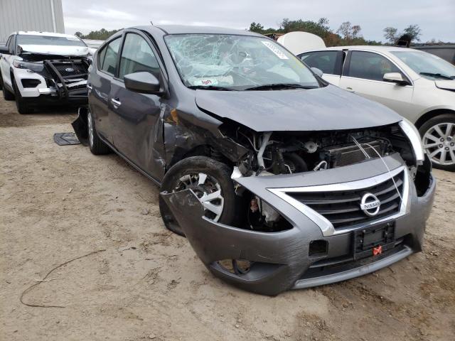 NISSAN VERSA S 2018 3n1cn7ap2jl826004