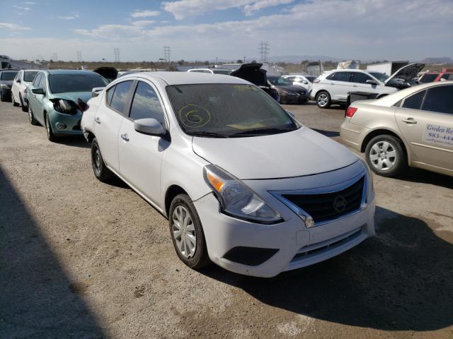 NISSAN VERSA S 2018 3n1cn7ap2jl831753