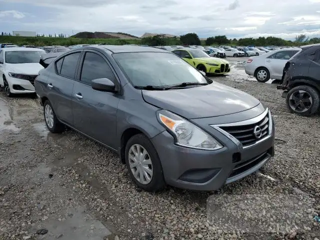 NISSAN VERSA 2018 3n1cn7ap2jl858063