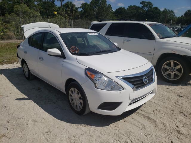 NISSAN VERSA S 2018 3n1cn7ap2jl865773