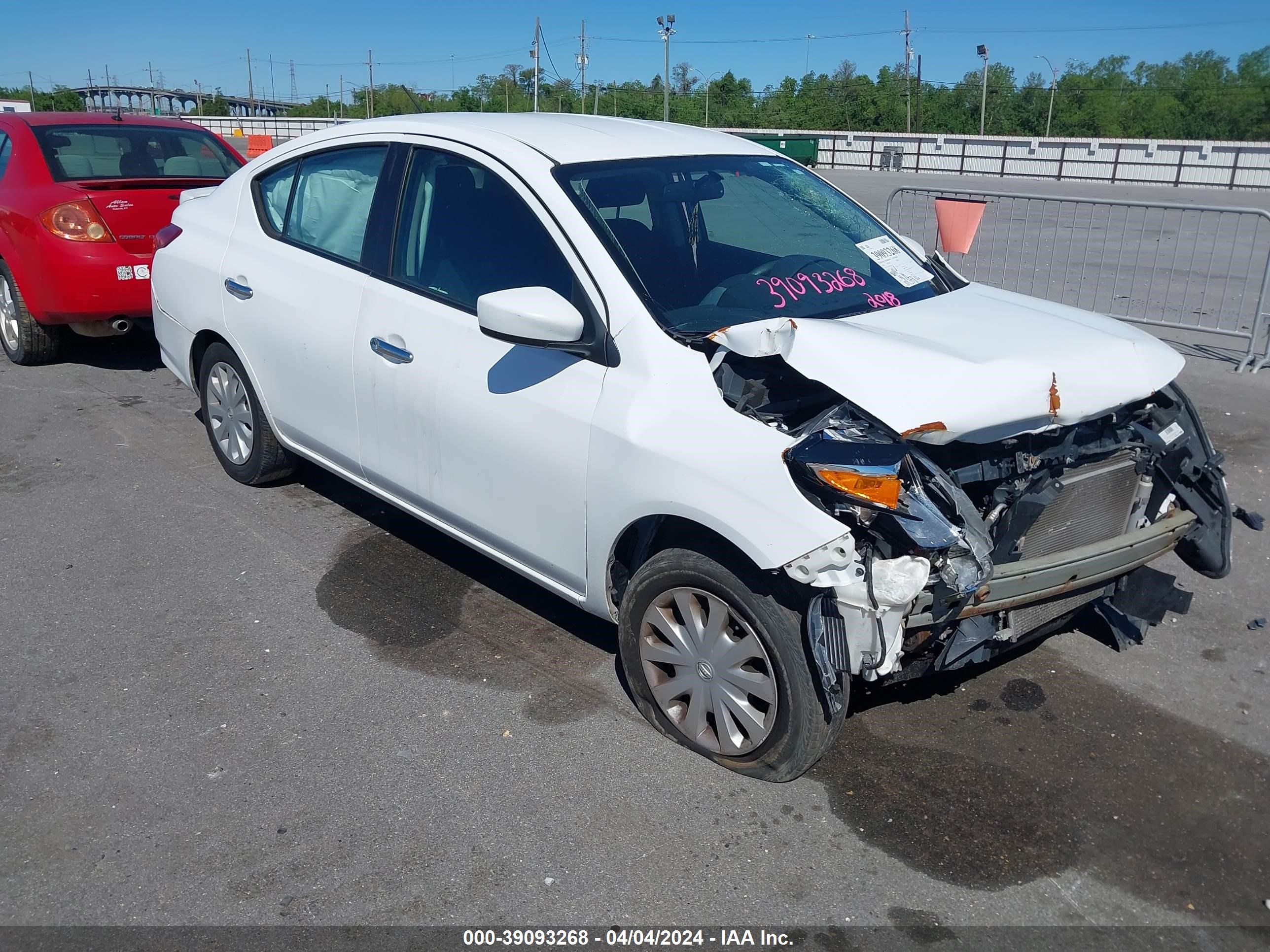 NISSAN VERSA 2018 3n1cn7ap2jl872531